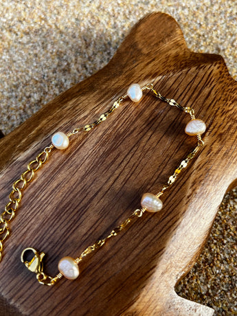 Isla Pearl Bracelet (Sunny’s Beach Treasures)