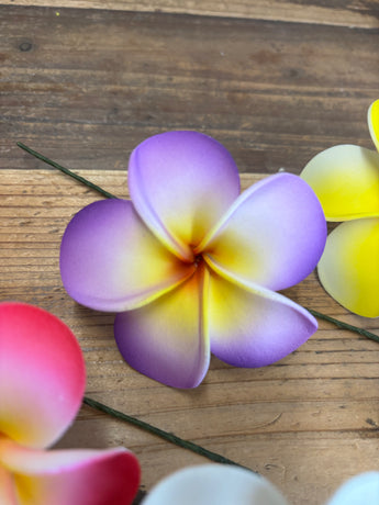 Foam Sweet Plumeria Hair Pick- Purple