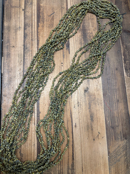 Mongo Shell Long Lei- Green