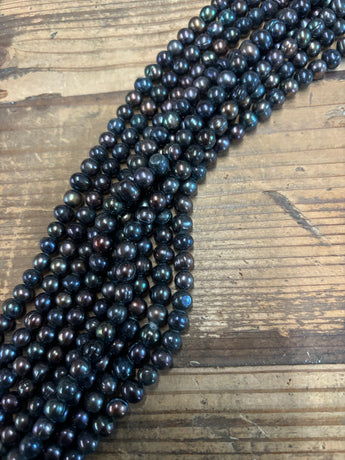 Small Fresh Water Rainbow Black Pearl Strand- Rainbow3